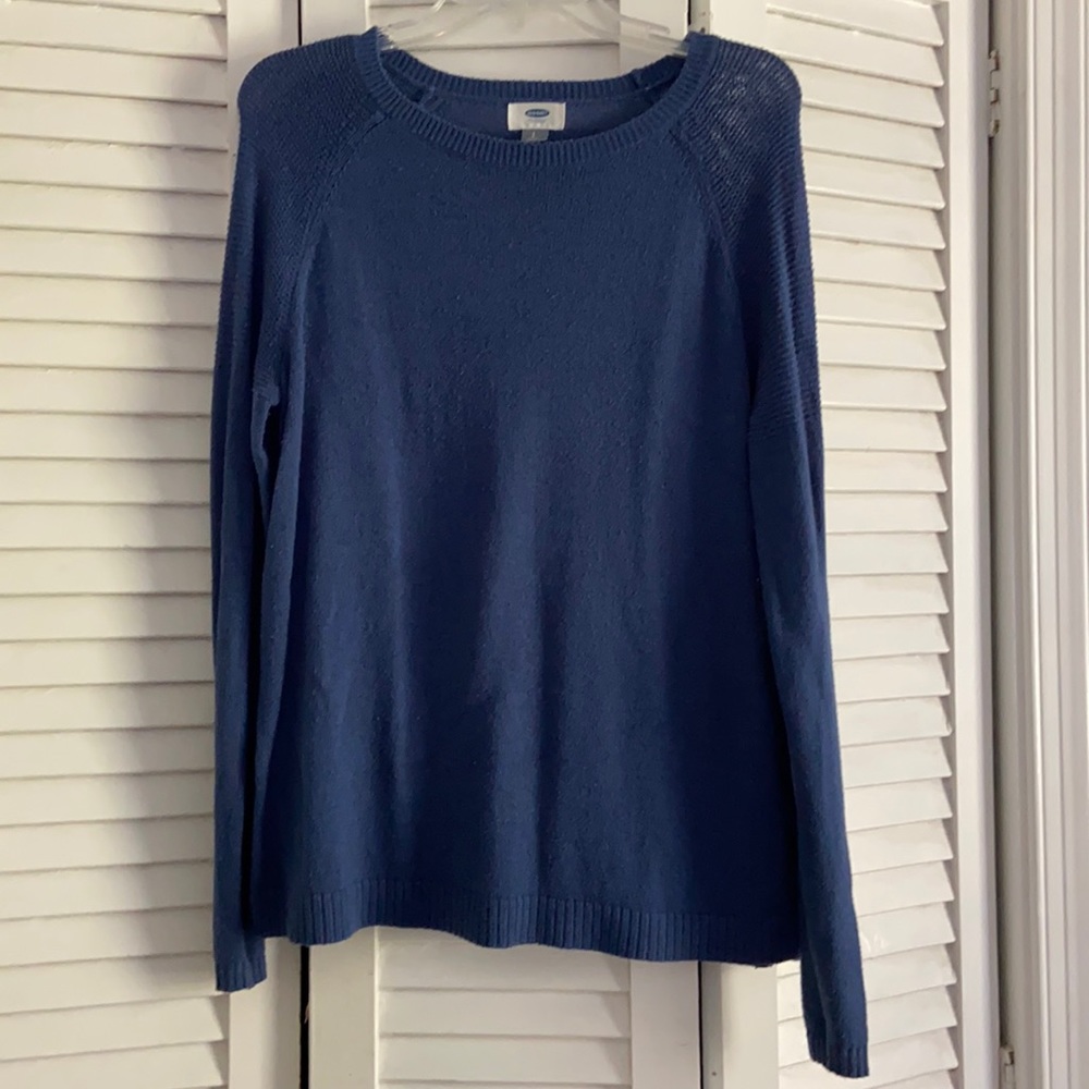 Old navy sweater